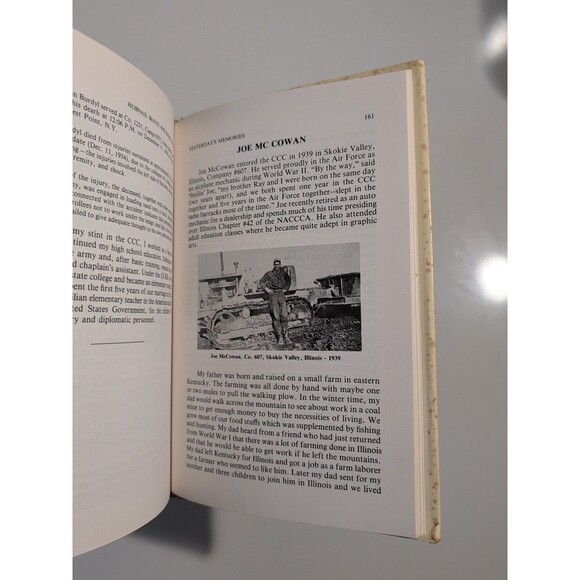 Hobnail Boots and Khaki Suits - Signed First Edition (1983) - Picture 10 of 11